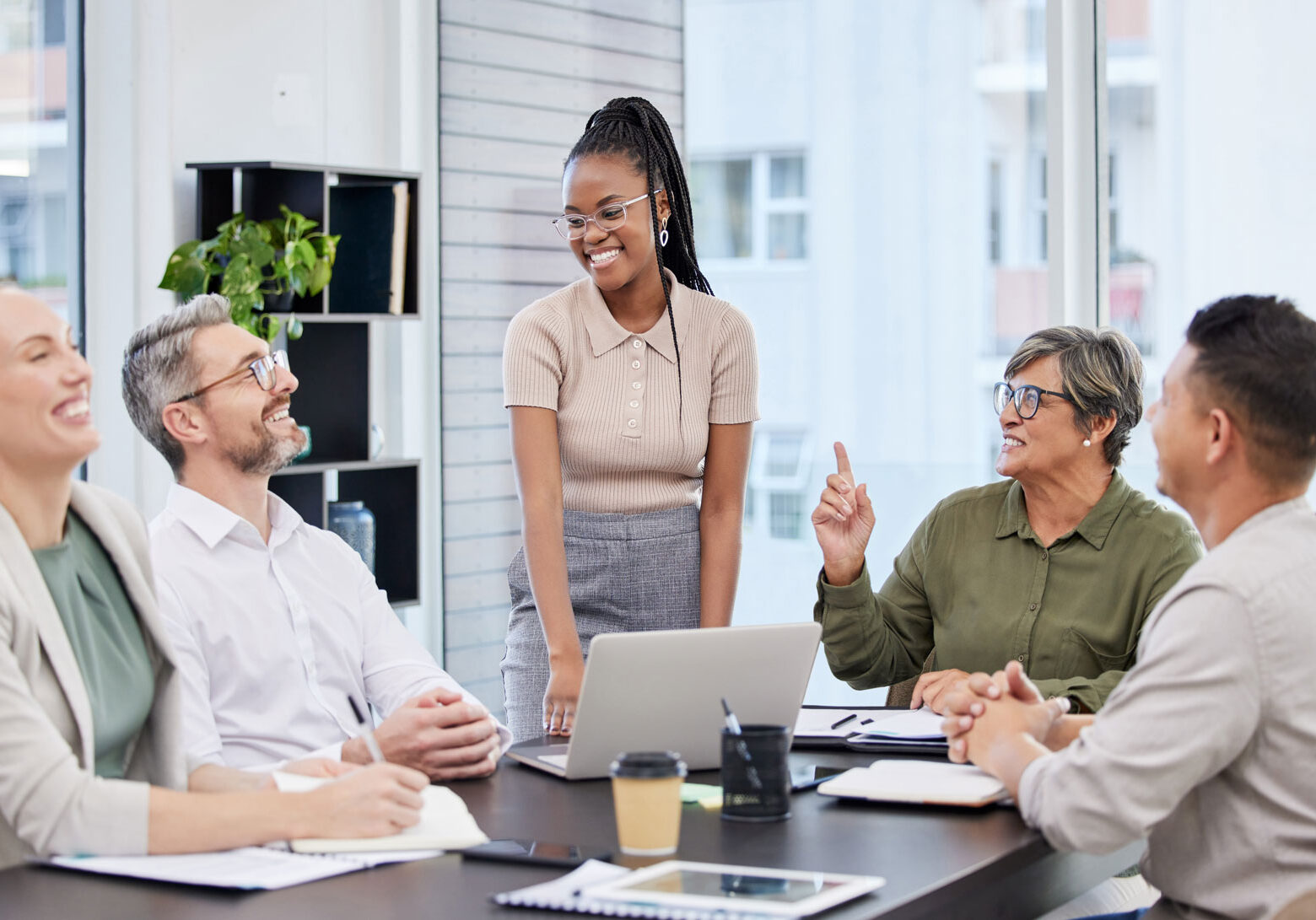 team-meating-woman-standing